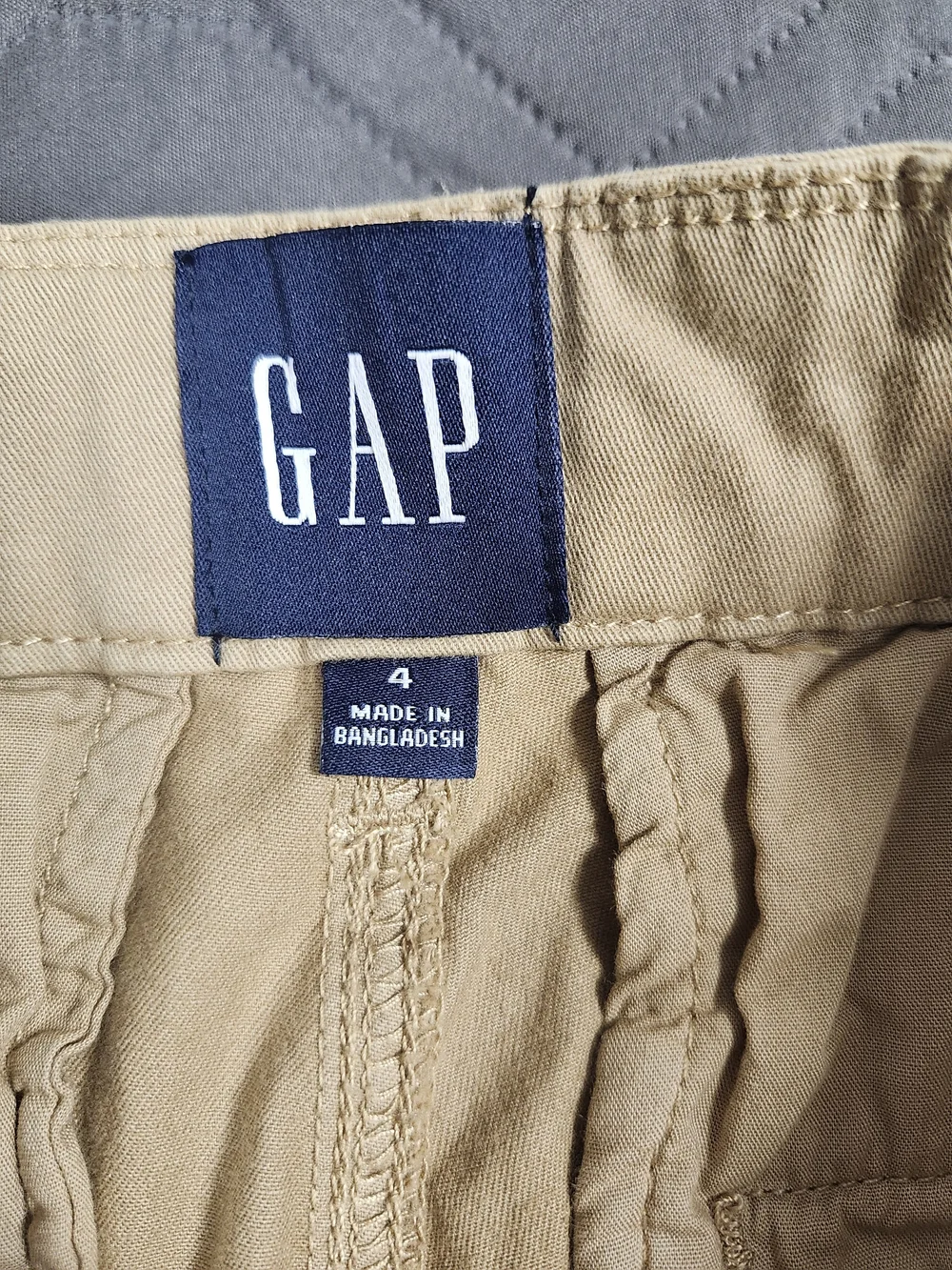 Gap Beige chino pants classic straight-leg cut Boys Size 4